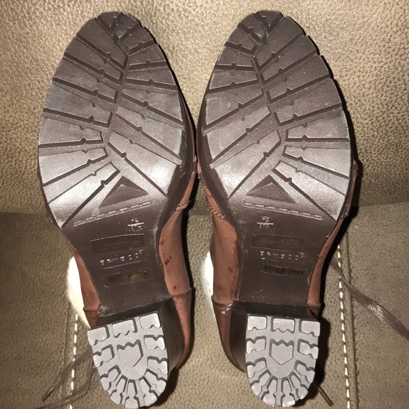 *NEVER WORN* Faux Leather Brown Platform Booties - Picture 2 of 2